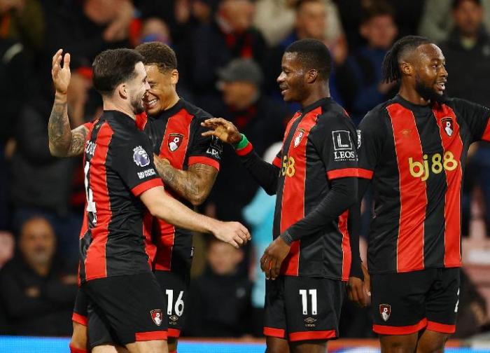 Five Premier League clubs - including Liverpool and Arsenal - 'meet ... 4 Klub Besar Inggris Rebutan Pemain Bournemouth