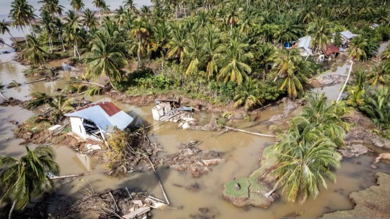 REAKTIVASI NILAI: Mengembalikan Mandat Sosial BUMN dalam Penanganan Bencana di Sumatera
