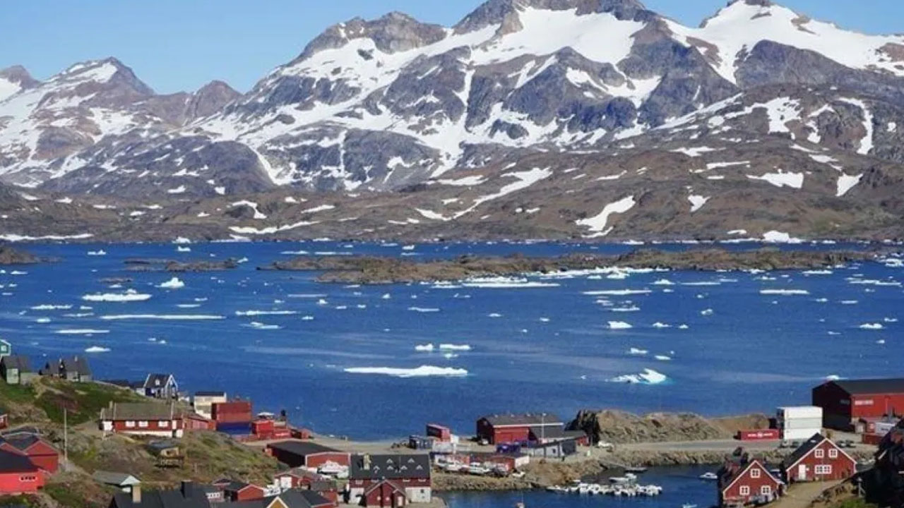 Diplomasi di Atas Es: Menlu Rubio Tegaskan AS Ingin Beli Greenland, Bukan Menginvasi Denmark