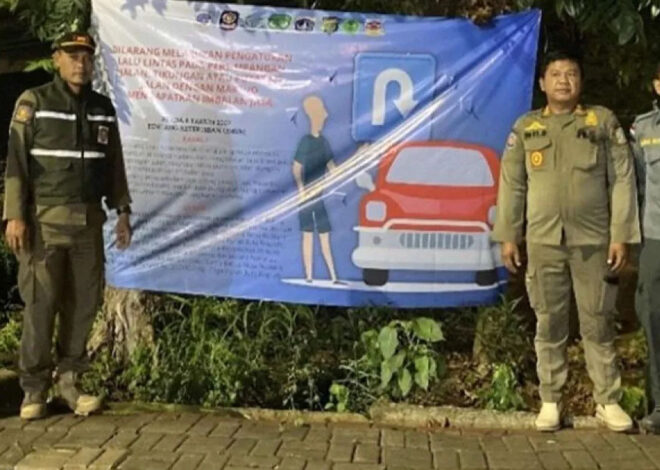 Satpol PP–Dishub Jakbar Jaga Exit Tol Rawa Buaya Cegah “Pak Ogah”