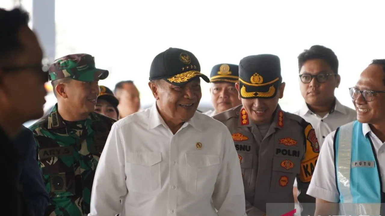 Menko Polkam Tekankan Layanan Penerbangan Lebaran Harus Optimal