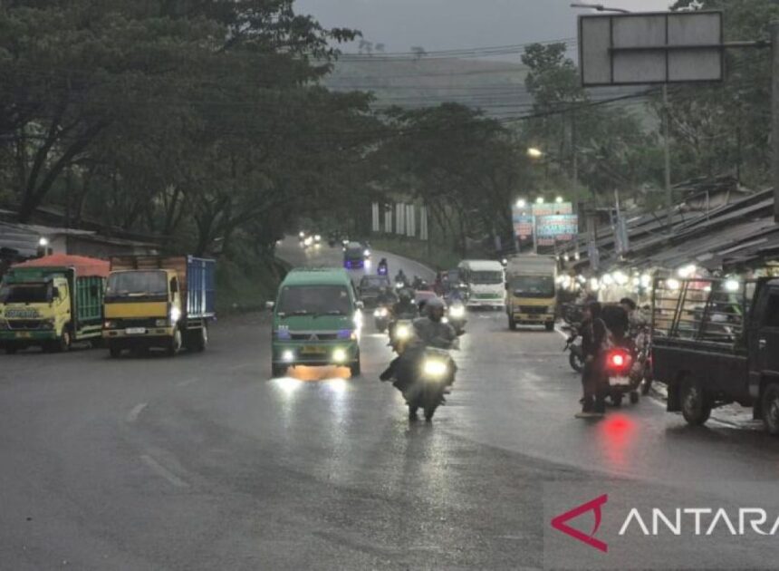 BMKG Prakirakan Hujan Bervariasi di Mayoritas Wilayah Indonesia